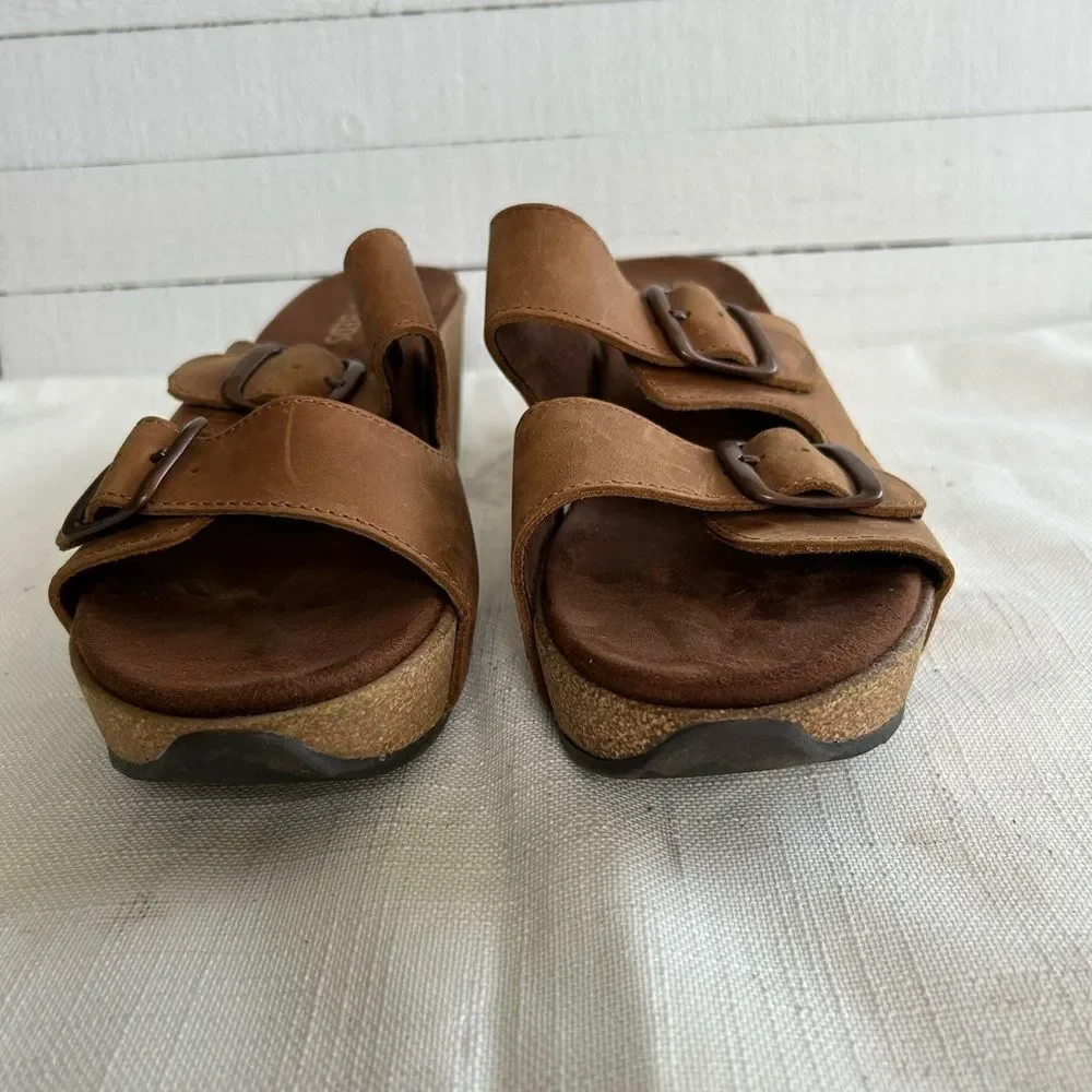 White Mountain Footbeds Wedge Sandals Chandler 10M